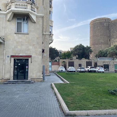 Ferragamo Apartment Baku Bagian luar foto