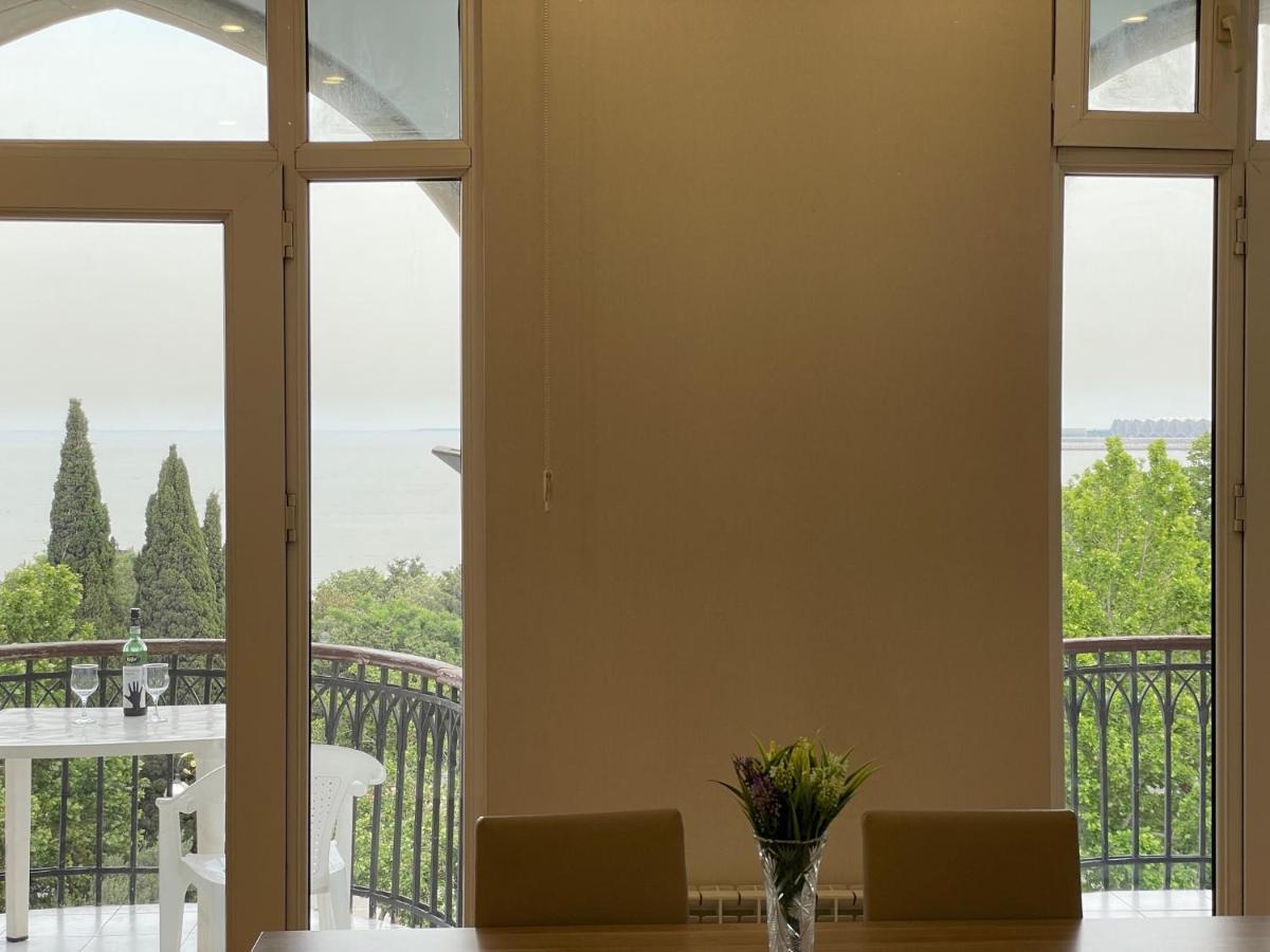 Ferragamo Apartment Baku Bagian luar foto