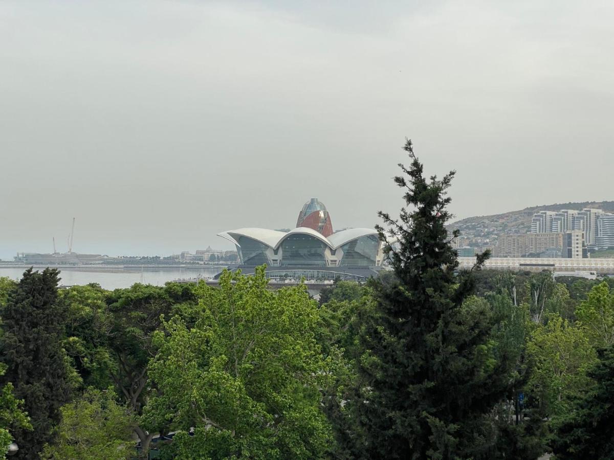 Ferragamo Apartment Baku Bagian luar foto